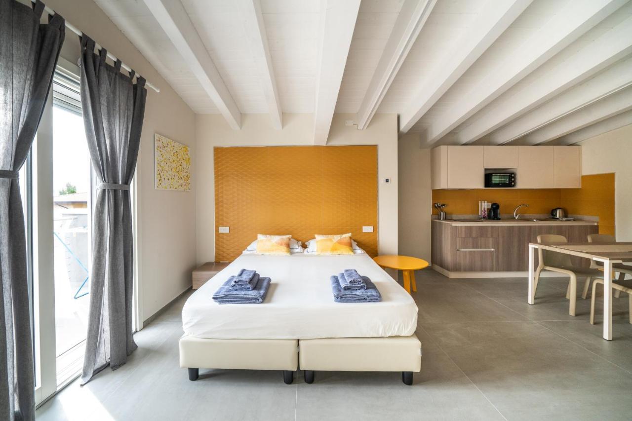 A Casa Di Sabina Ξενοδοχείο Ντεζεντσάνο ντελ Γκάρντα Εξωτερικό φωτογραφία