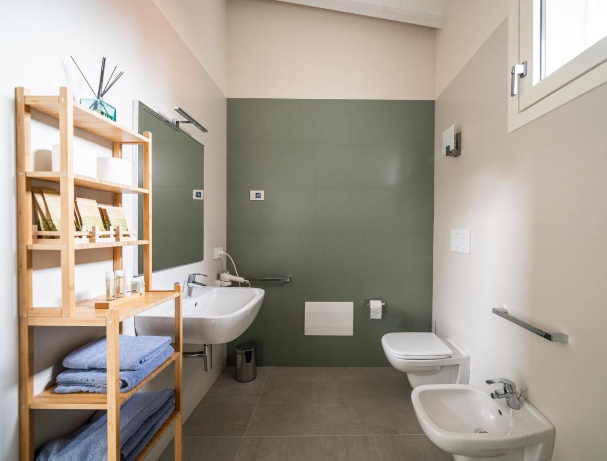 A Casa Di Sabina Ξενοδοχείο Ντεζεντσάνο ντελ Γκάρντα Εξωτερικό φωτογραφία
